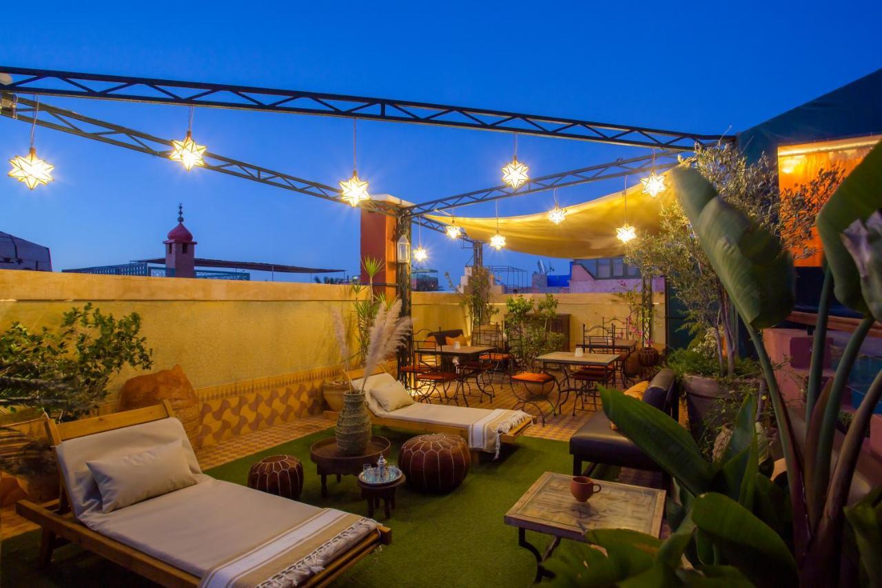 L'heure D'eté Riad