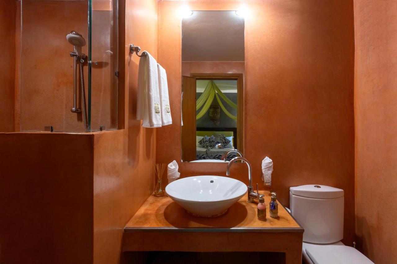 L'heure D'eté Riad